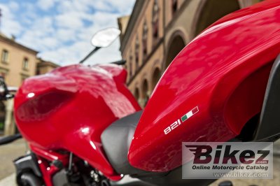 2015 Ducati Monster 821