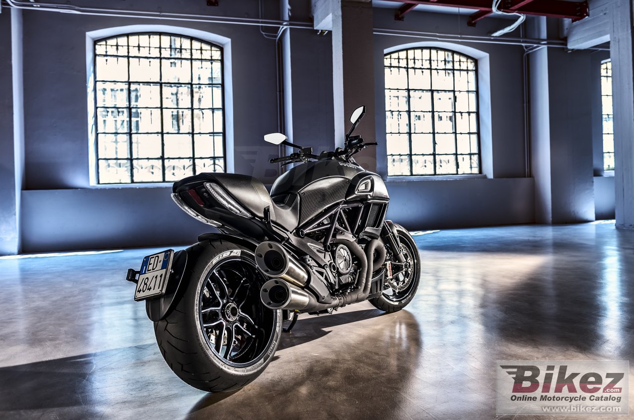 Ducati Diavel Carbon