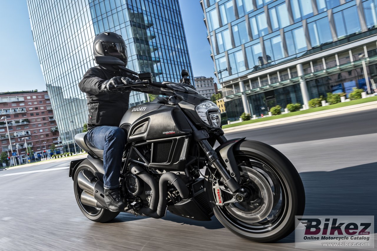 Ducati Diavel Carbon