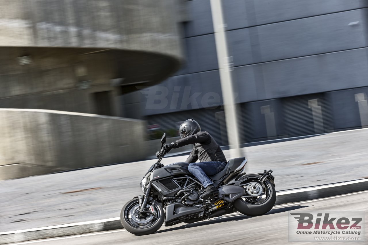 Ducati Diavel Carbon