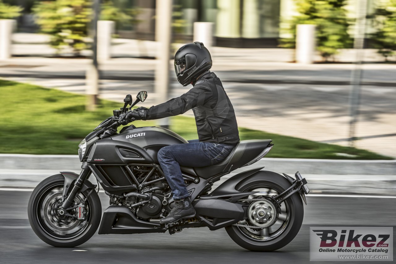 Ducati Diavel Carbon