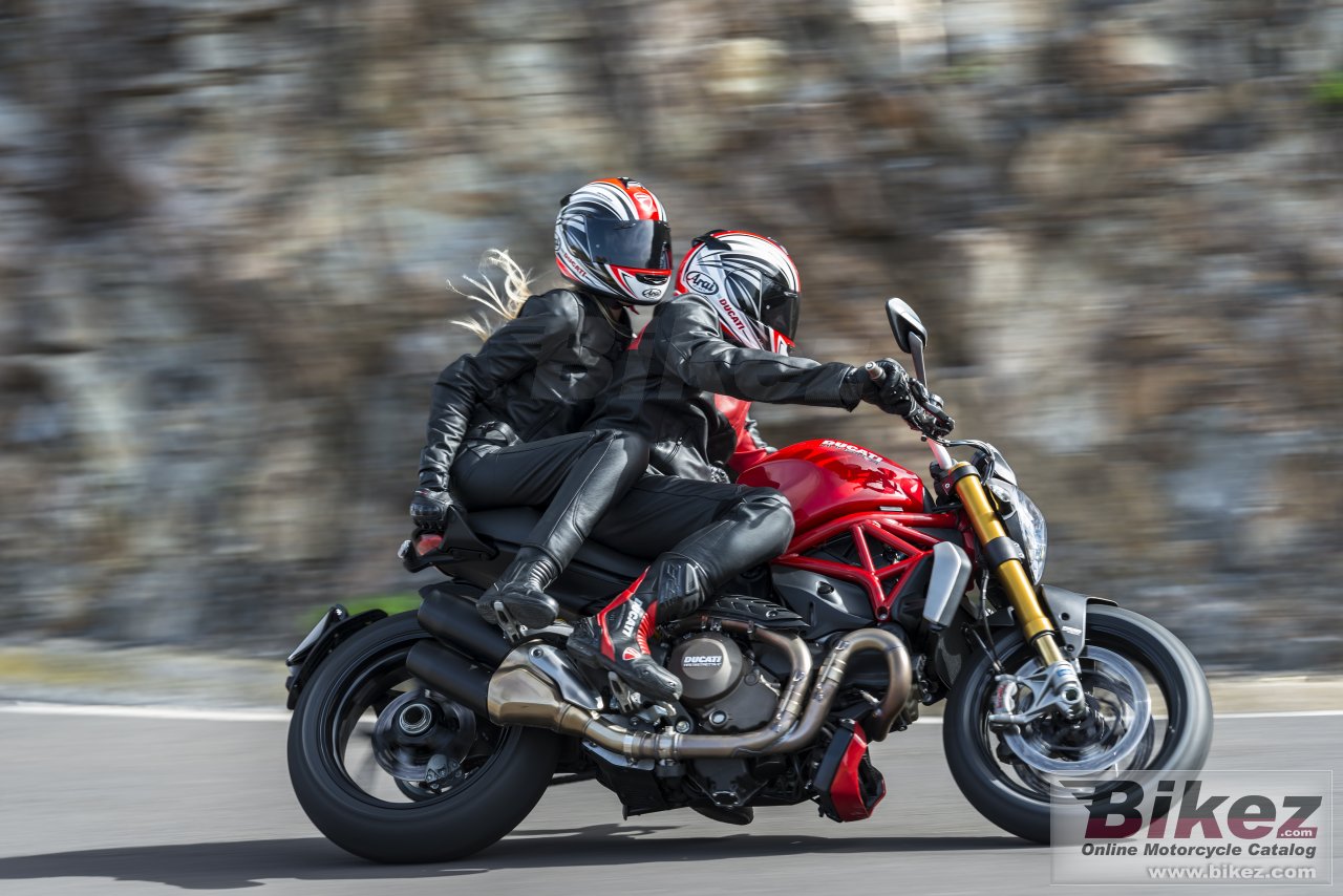 Ducati Monster 1200 S