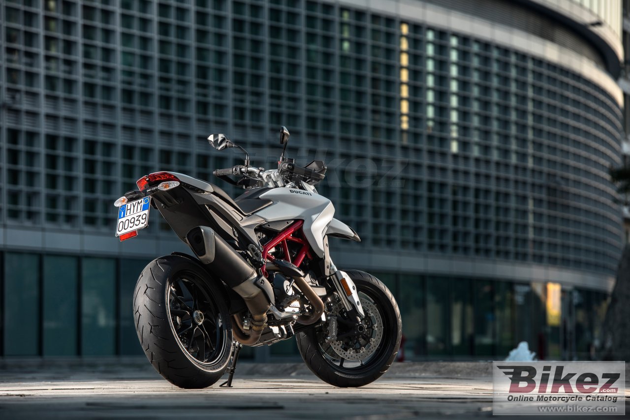 Ducati Hypermotard 939