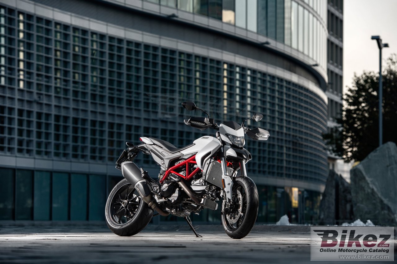 Ducati Hypermotard 939