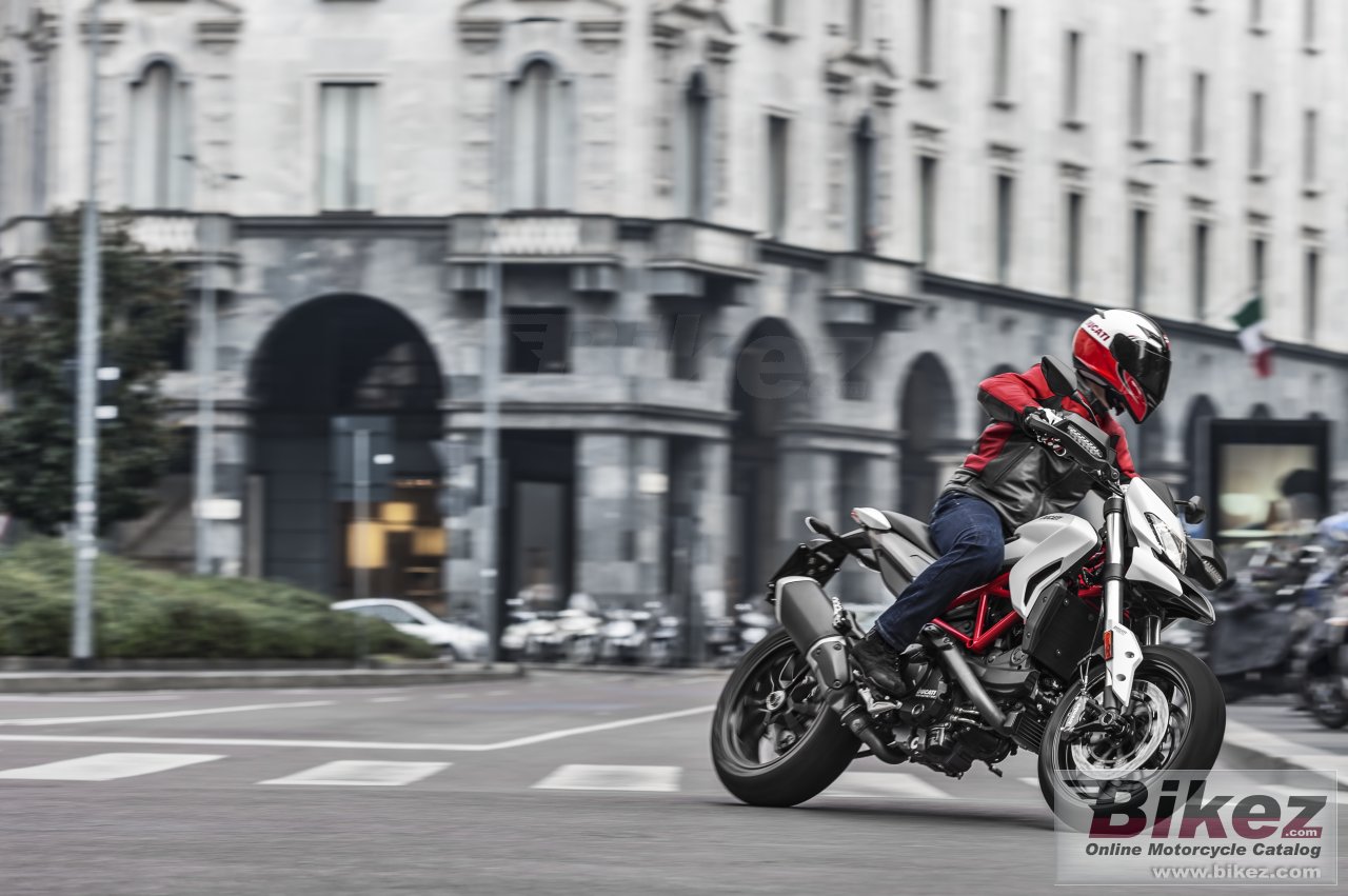 Ducati Hypermotard 939