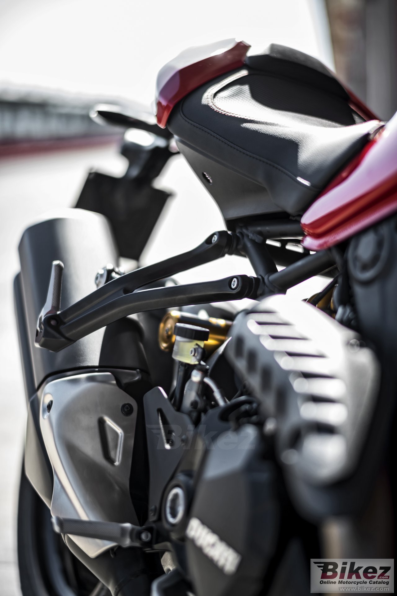 Ducati Monster 1200 R