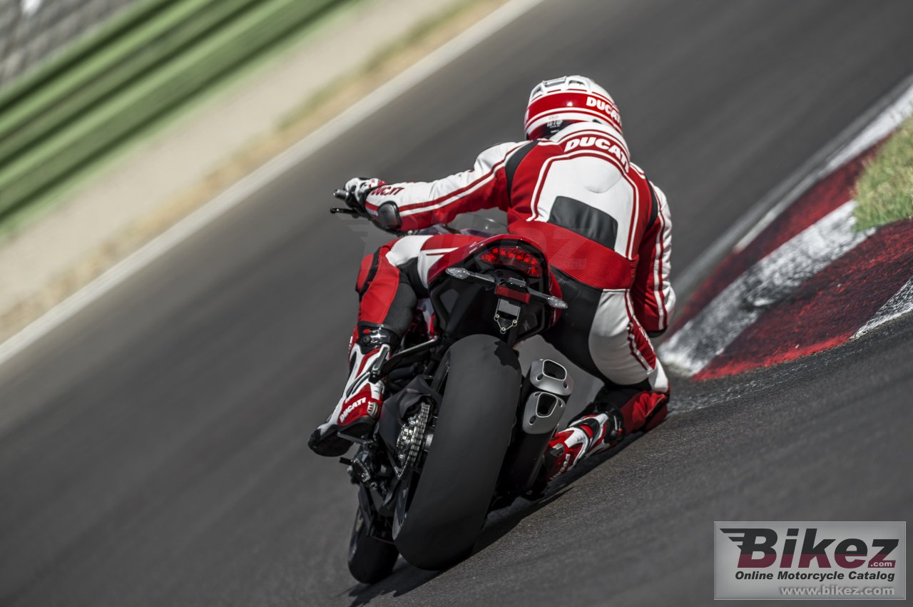 Ducati Monster 1200 R