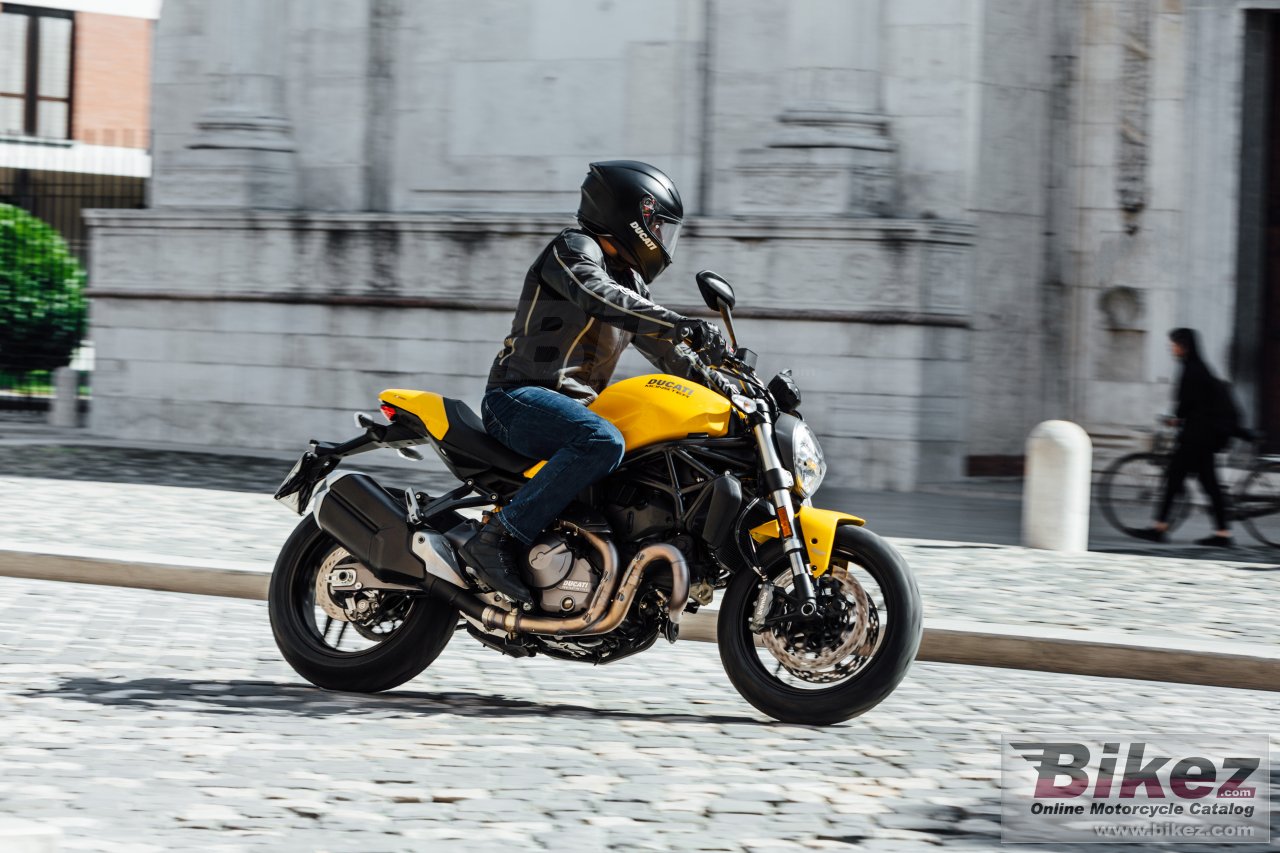 Ducati Monster 821