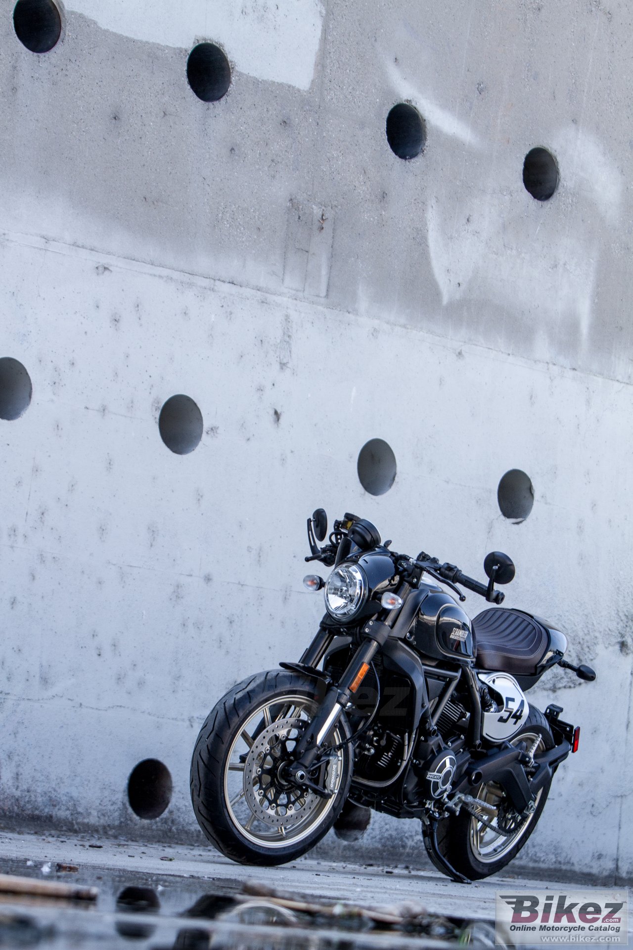 Ducati Scrambler Cafe Racer