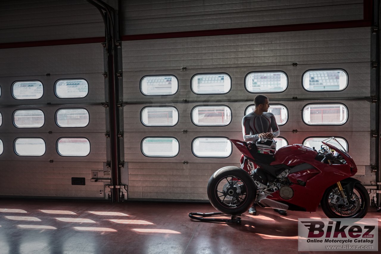 Ducati Panigale V4 S