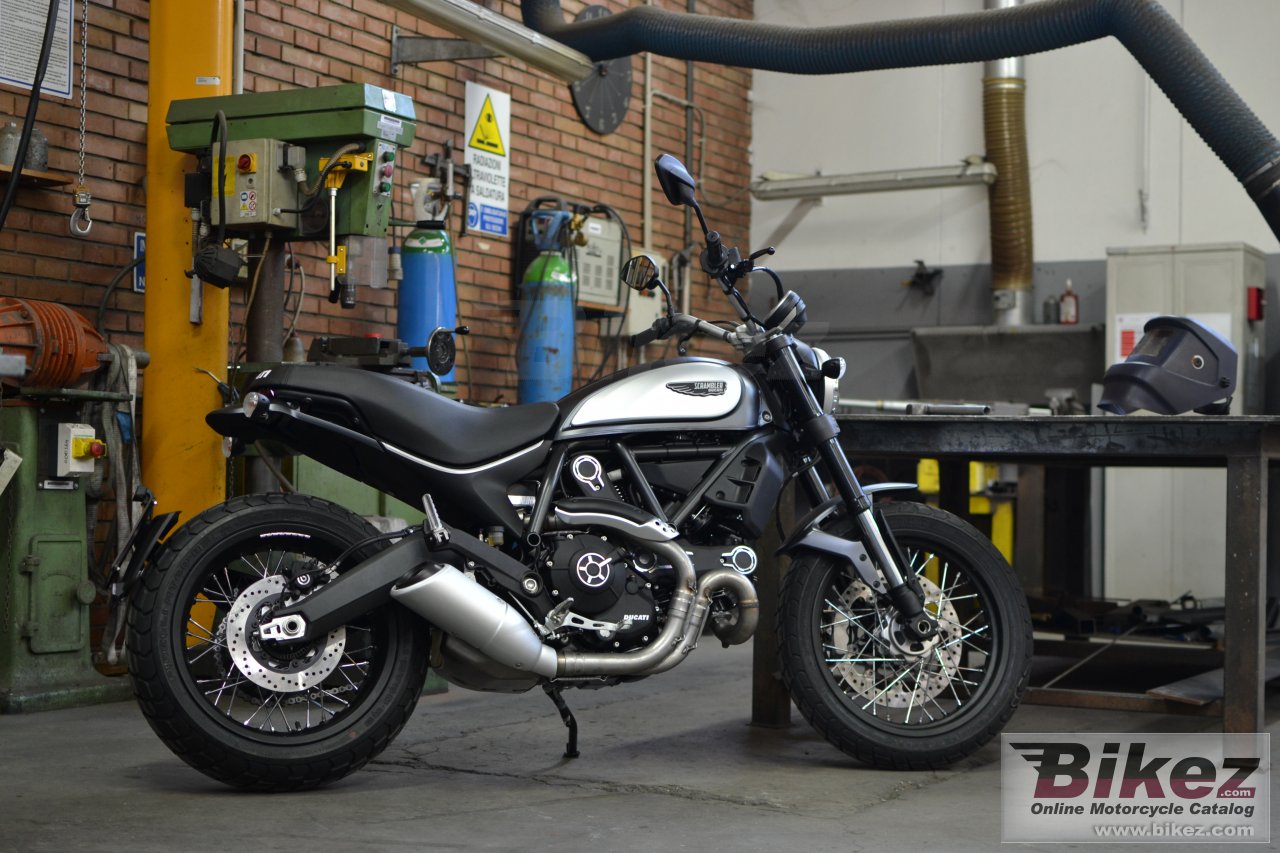 Ducati Scrambler Street Classic