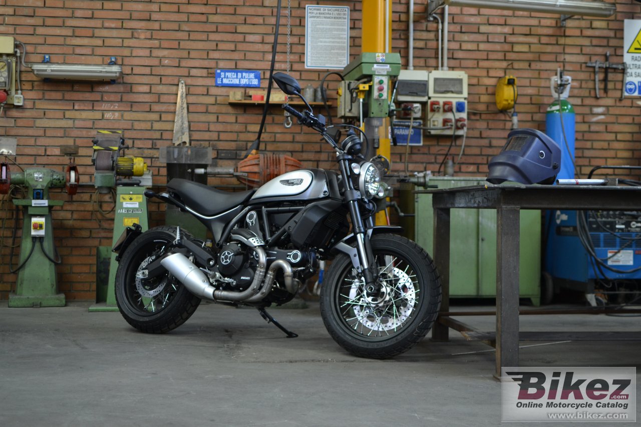 Ducati Scrambler Street Classic