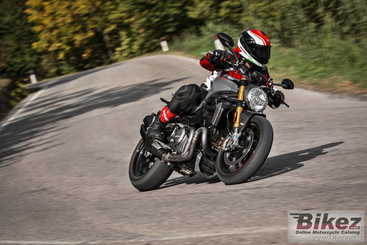 Ducati Monster 1200 S