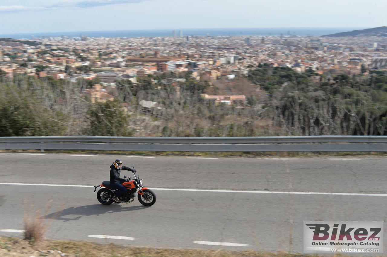 Ducati Scrambler Sixty2