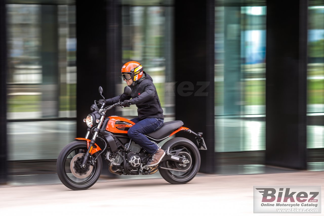 Ducati Scrambler Sixty2