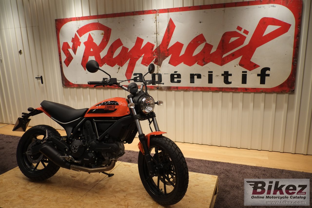 Ducati Scrambler Sixty2