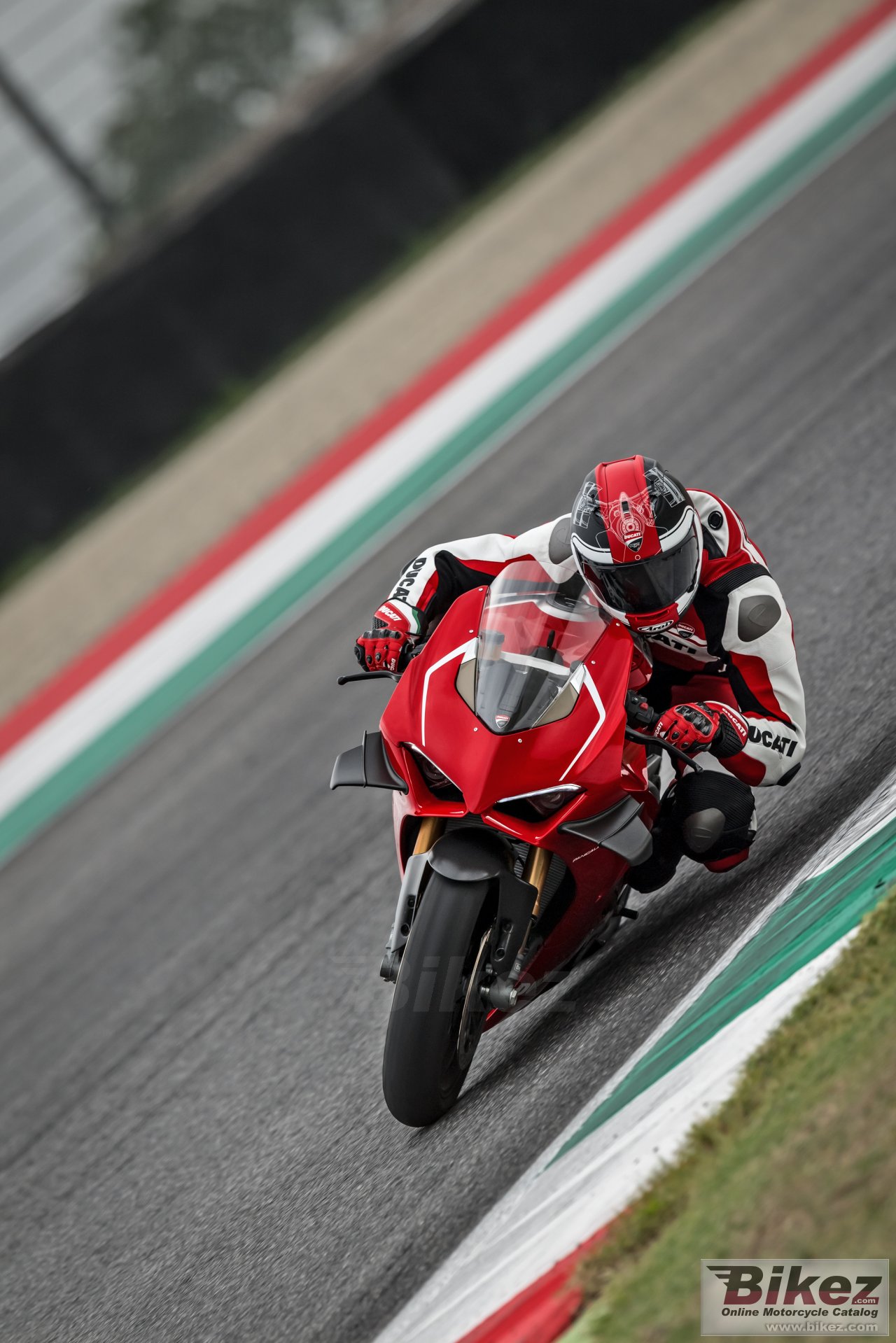 Ducati Panigale V4 R