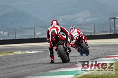 2019 Ducati Panigale V4 R