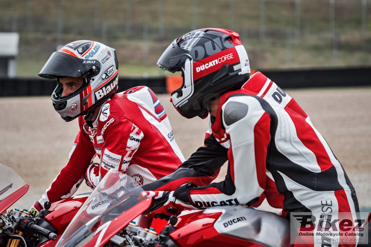 Ducati Panigale V4 R