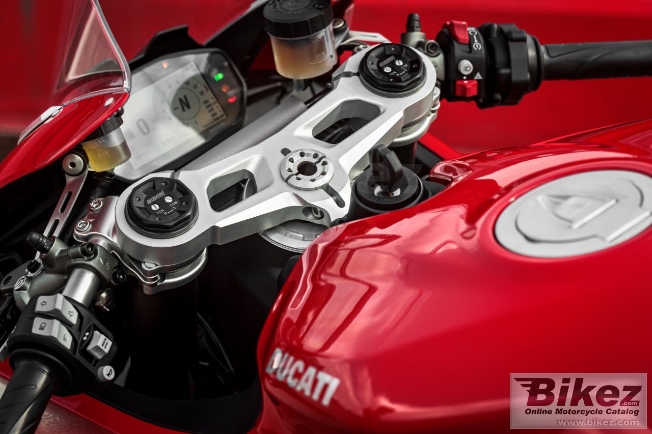 Ducati Panigale V2