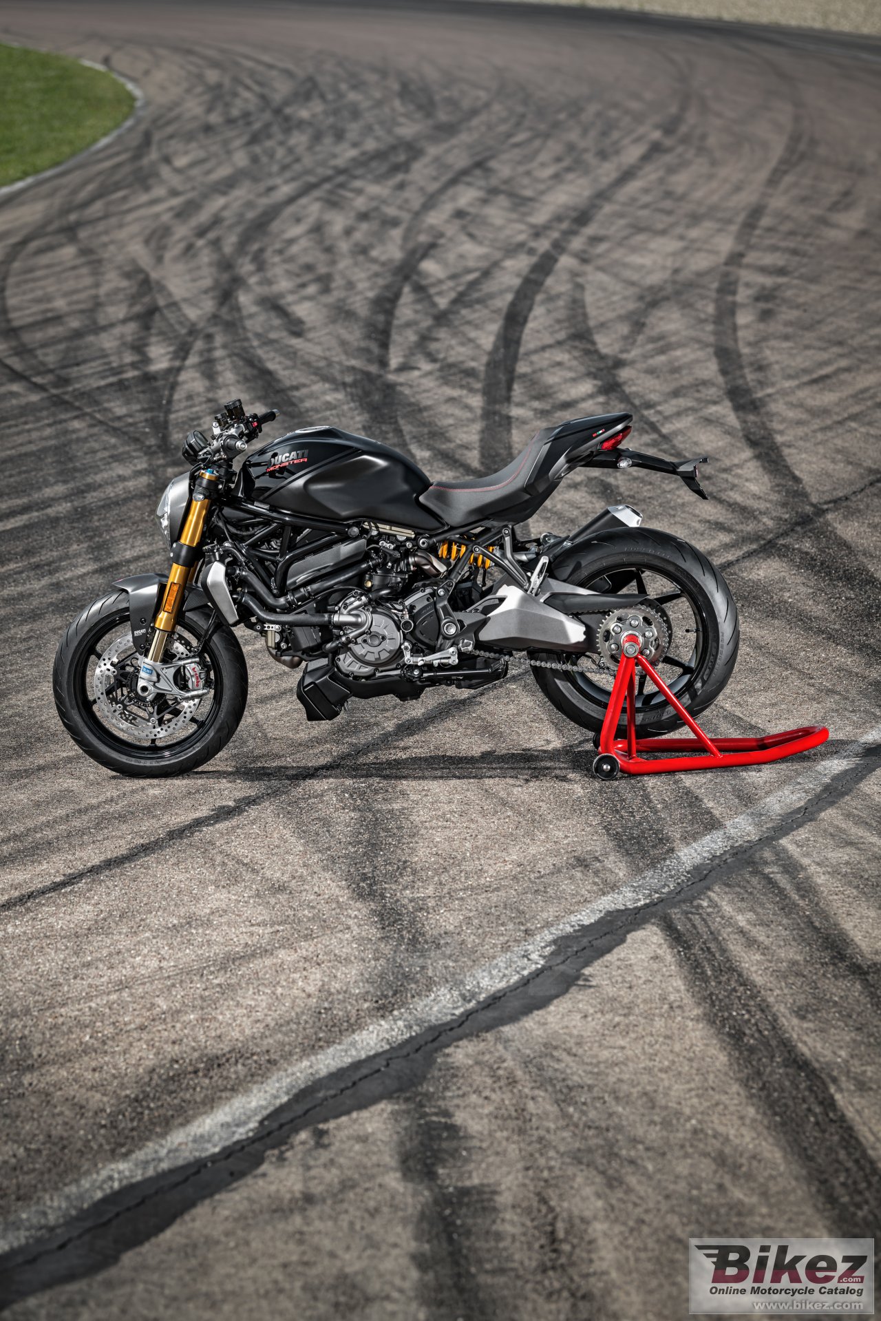 Ducati Monster 1200 S