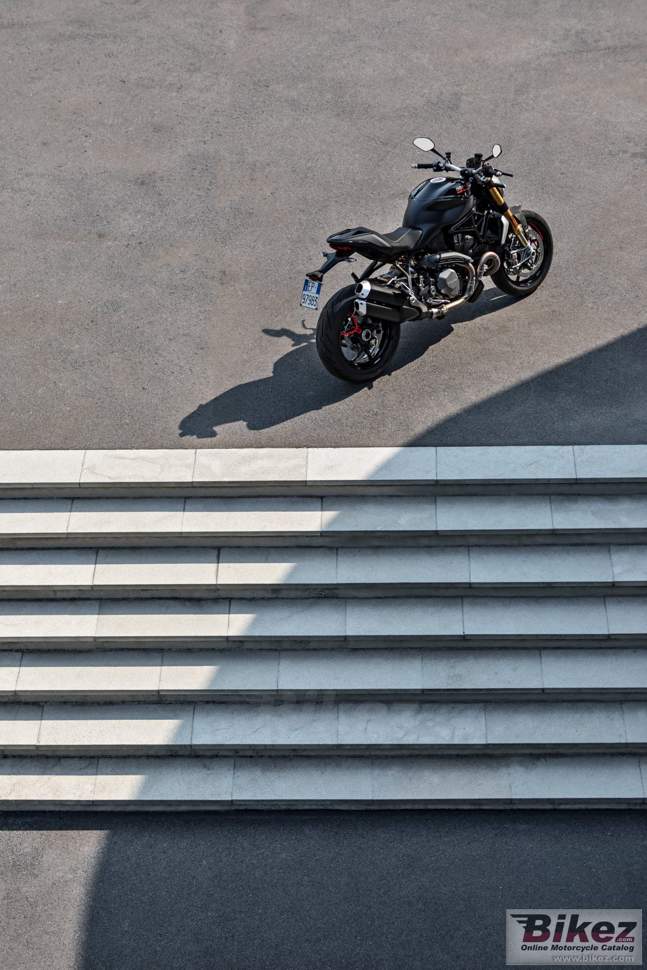 Ducati Monster 1200 S