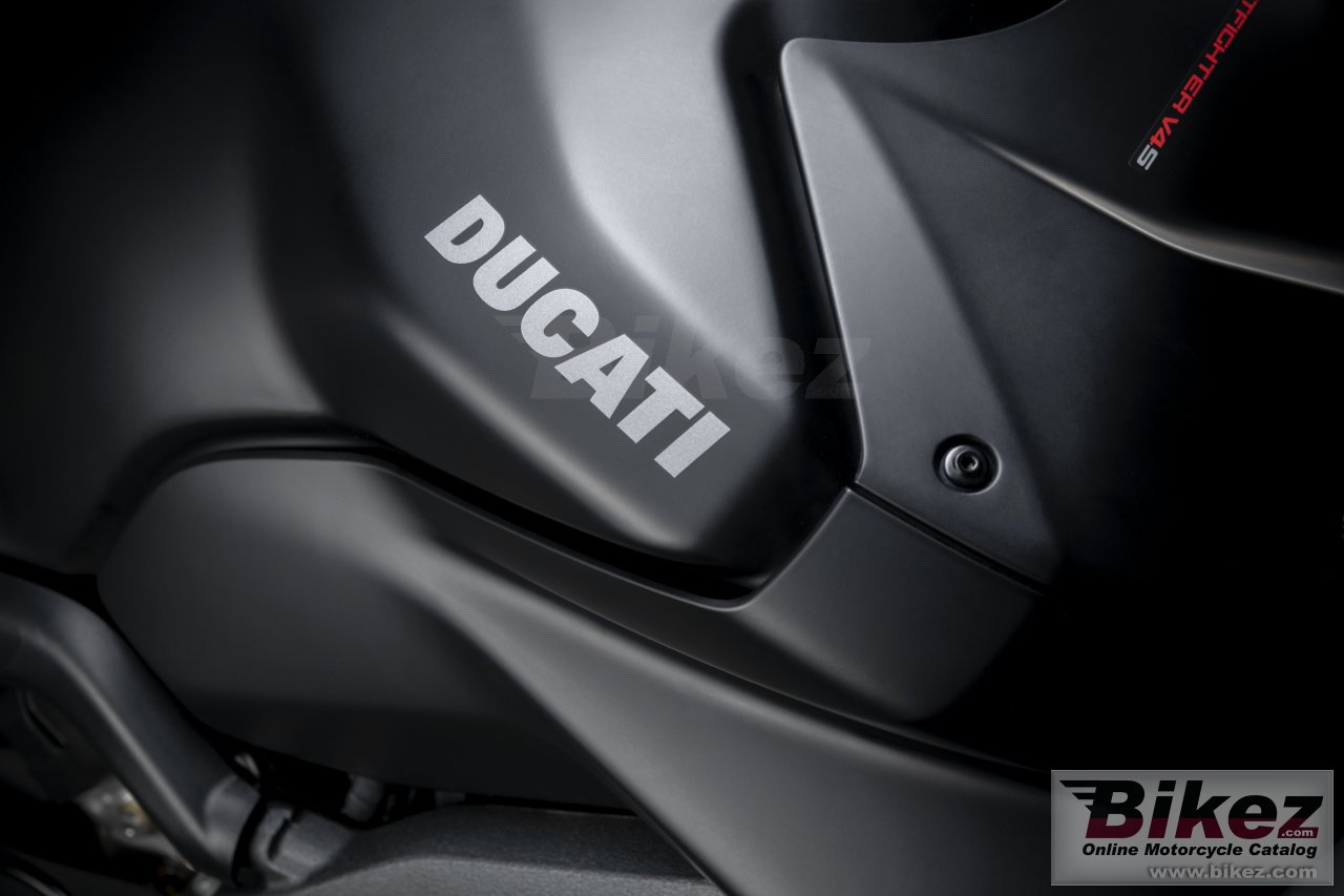 Ducati Streetfighter V4 S