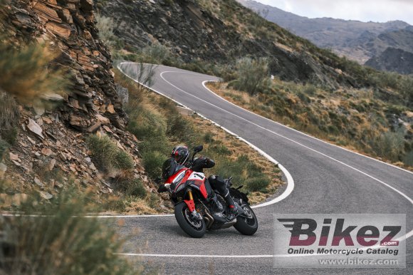 2022 Ducati Multistrada V4 Pikes Peak