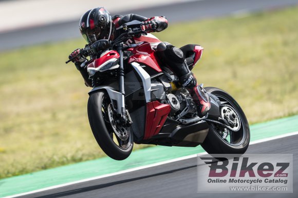 2022 Ducati Streetfighter V2