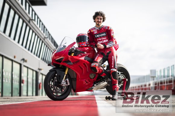 2022 Ducati Panigale V4 S