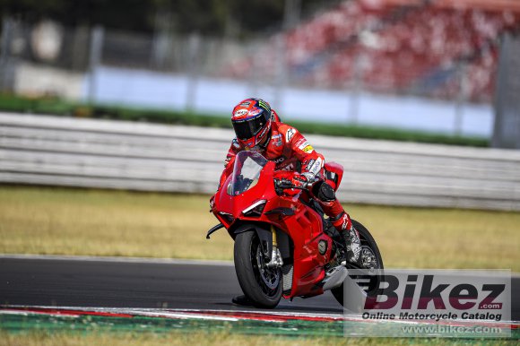 2022 Ducati Panigale V4 S