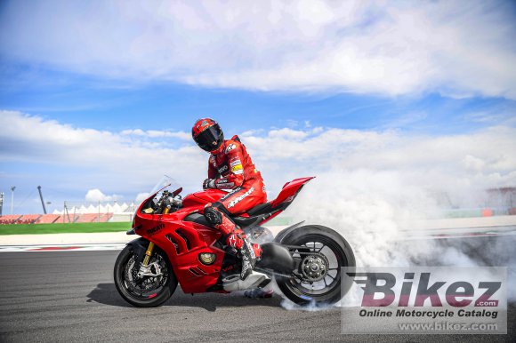 2022 Ducati Panigale V4 S