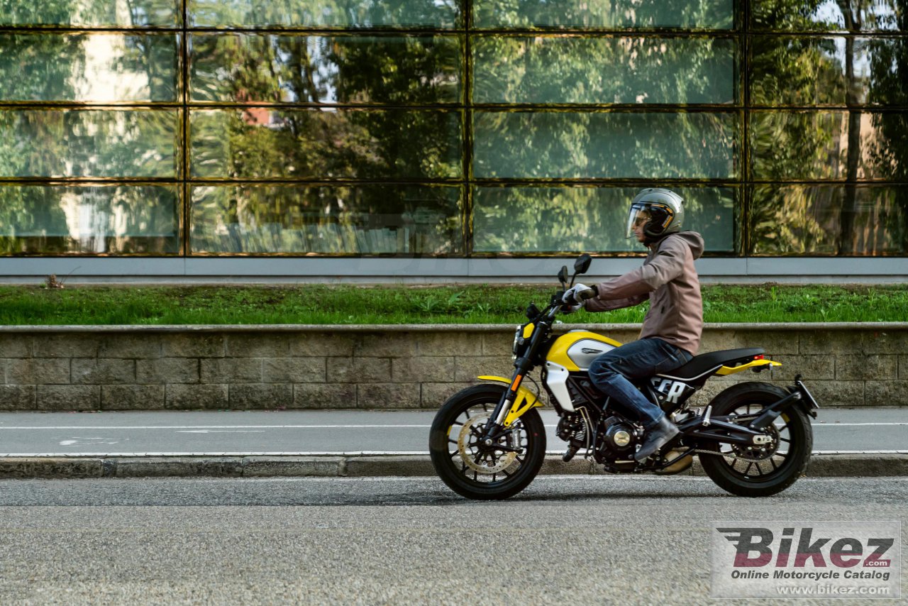 Ducati Scrambler Icon 