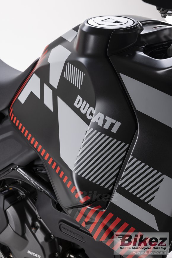 2023 Ducati DesertX