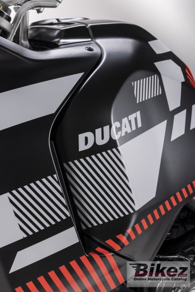 2023 Ducati DesertX