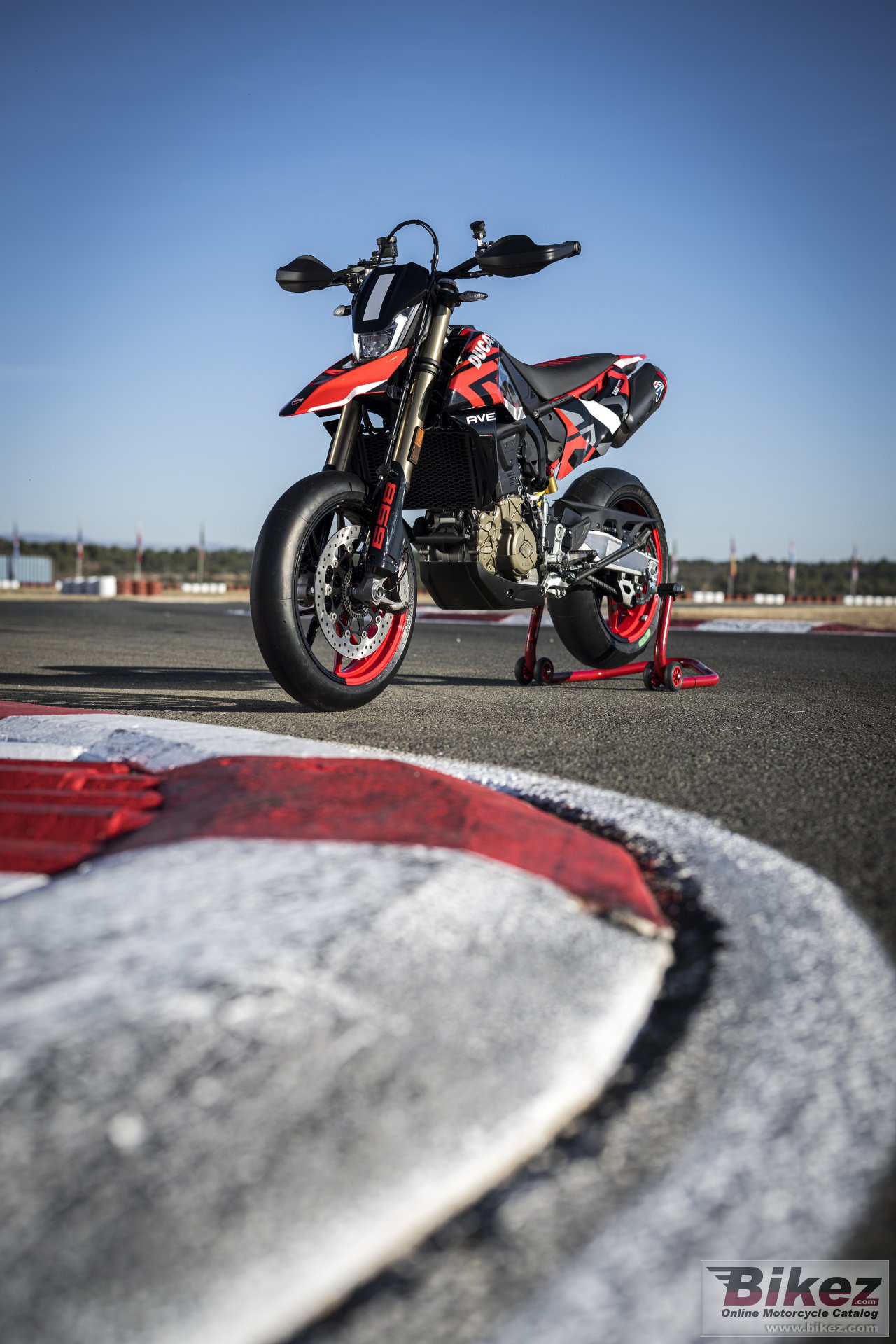 Ducati Hypermotard 698 Mono RWE