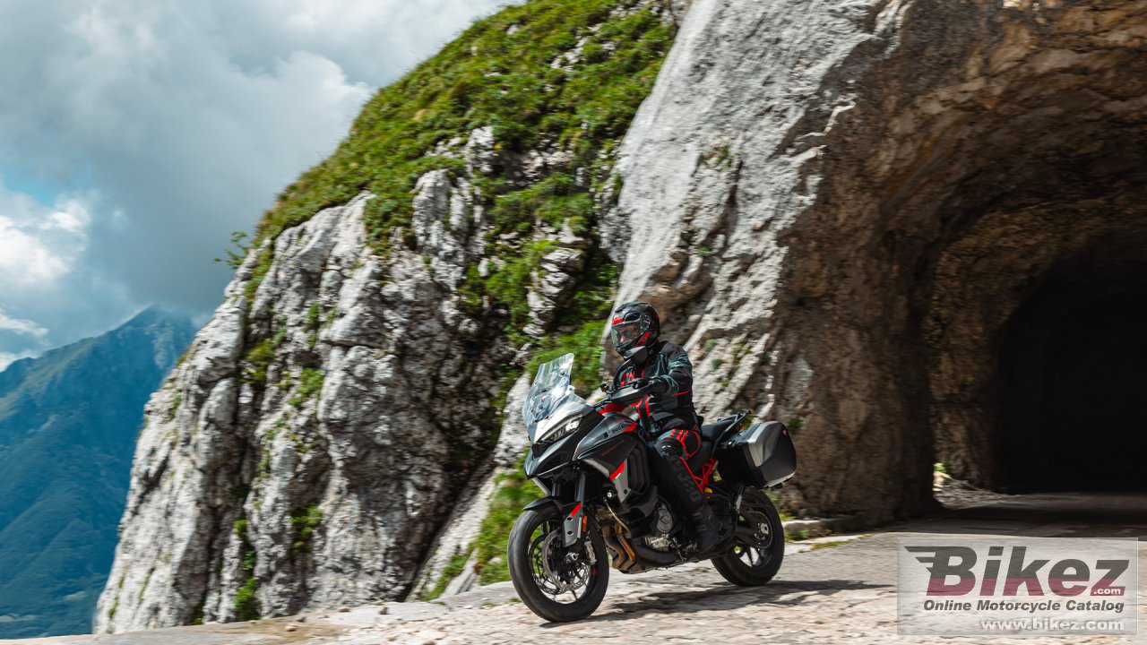 Ducati Multistrada V4S Grand Tour