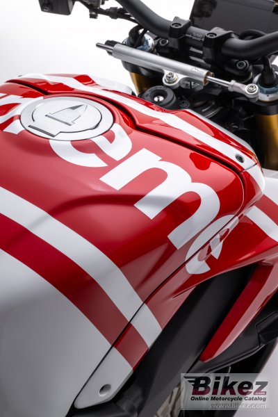 2024 Ducati Streetfighter V4 Supreme