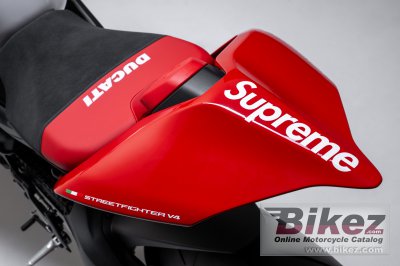 2024 Ducati Streetfighter V4 Supreme