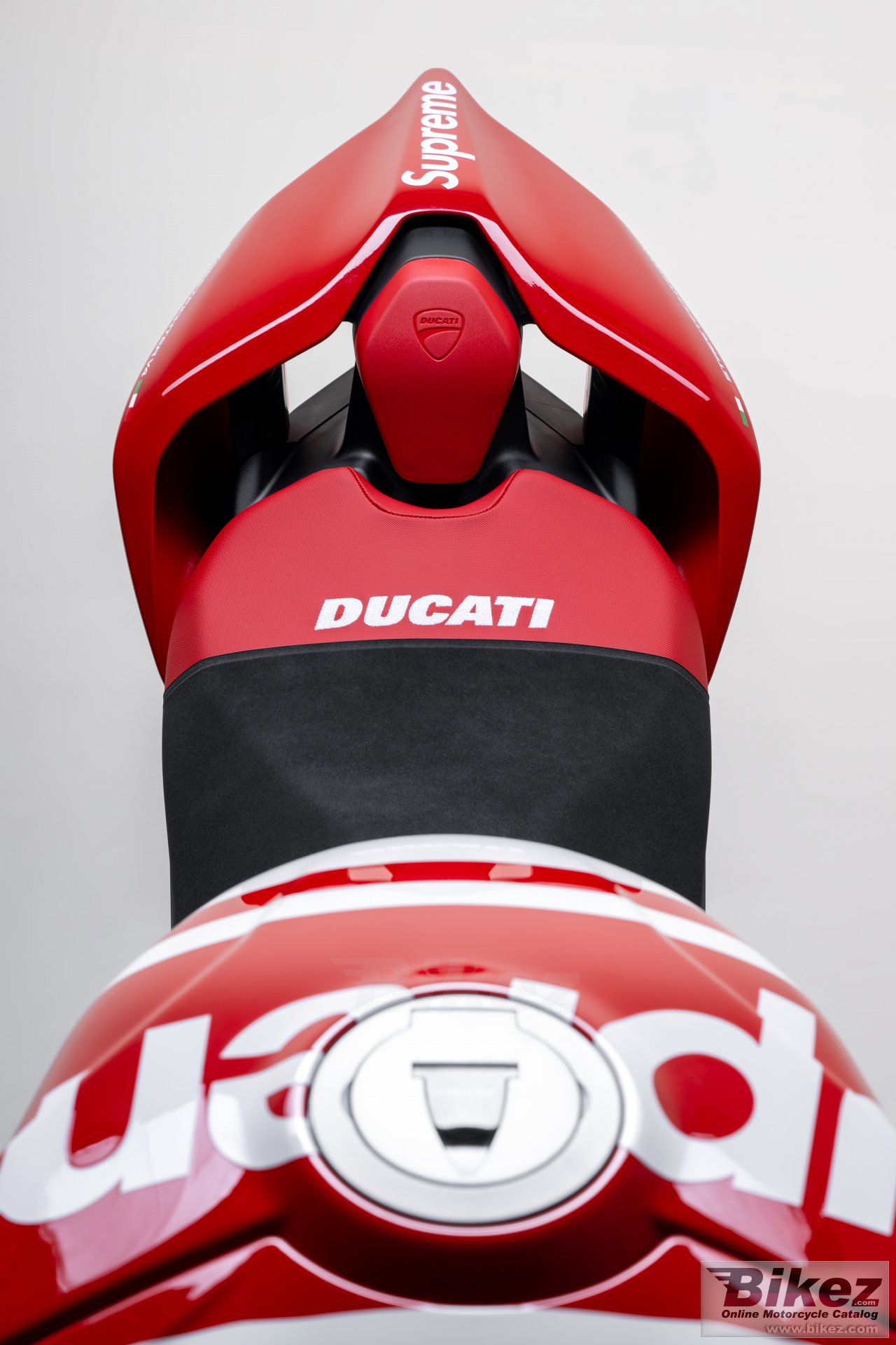 Ducati Streetfighter V4 Supreme