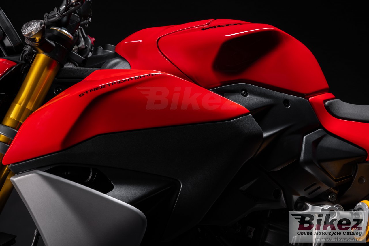 Ducati Streetfighter V2