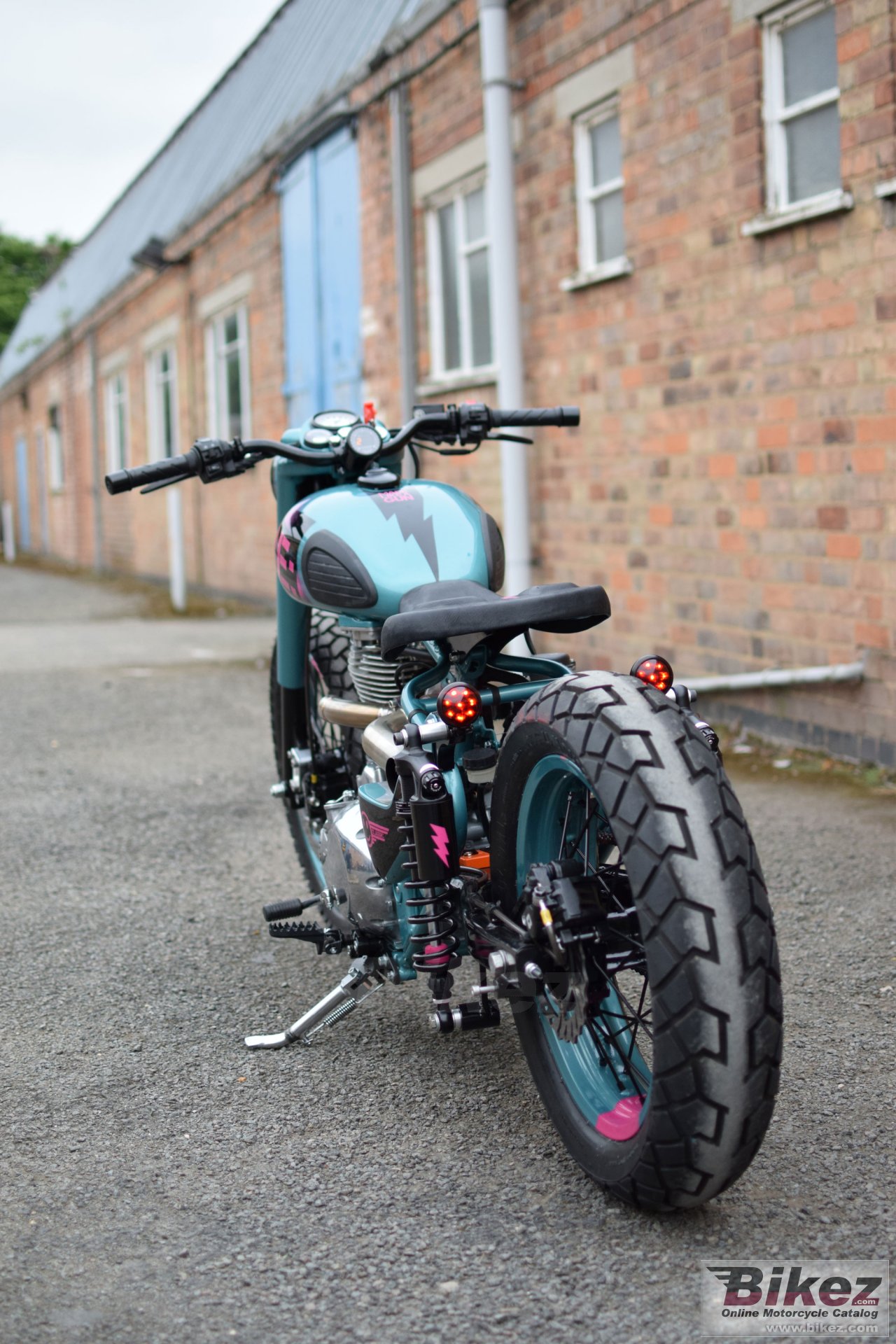 Enfield Custombike Mo Powa