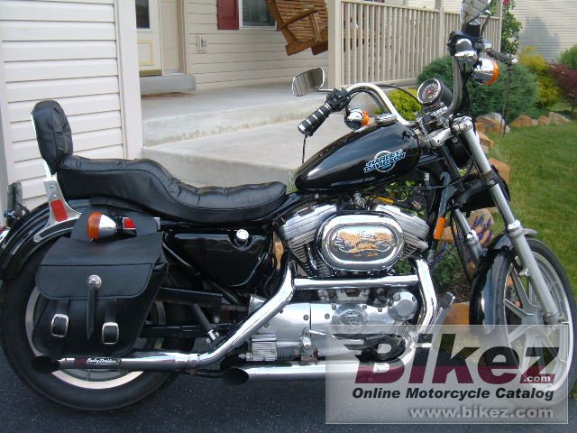 Harley-Davidson XLH Sportster 883 Hugger