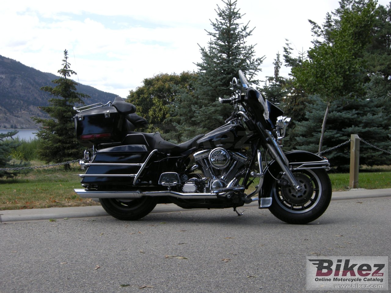 Harley-Davidson FLHTC 1340 Electra Glide Classic