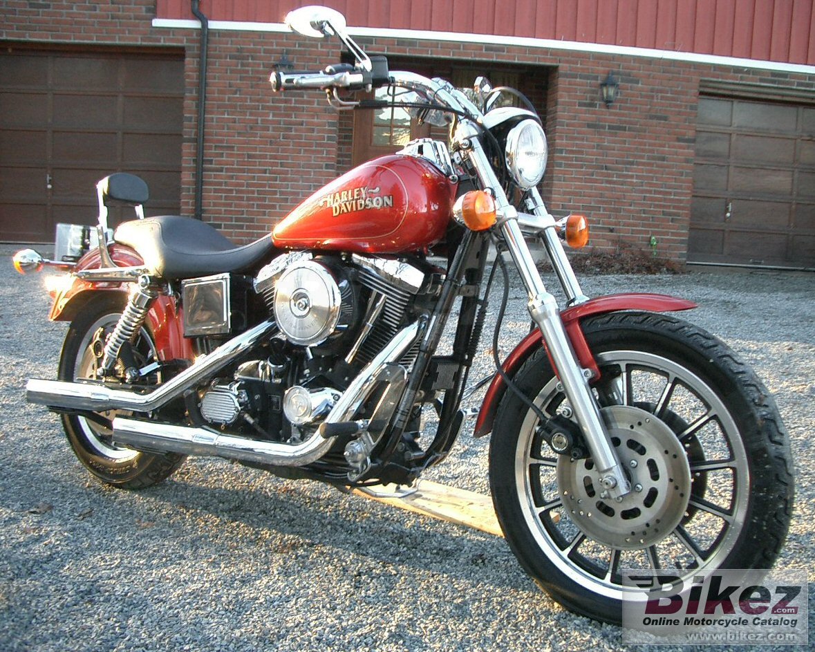 Harley-Davidson Dyna Glide Convertible