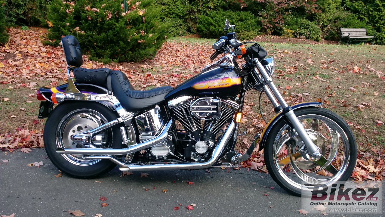 Harley-Davidson FXSTC Softail Custom