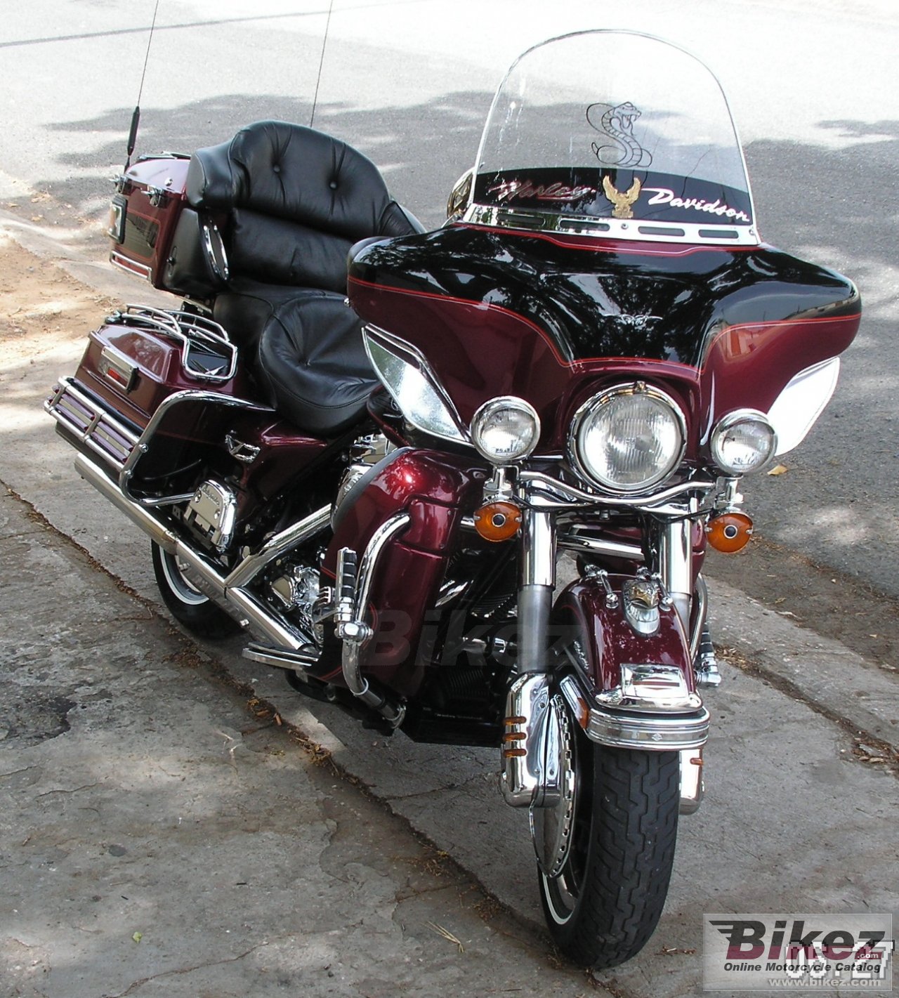 Harley-Davidson FLHTCUI Ultra Classic Electra Glide