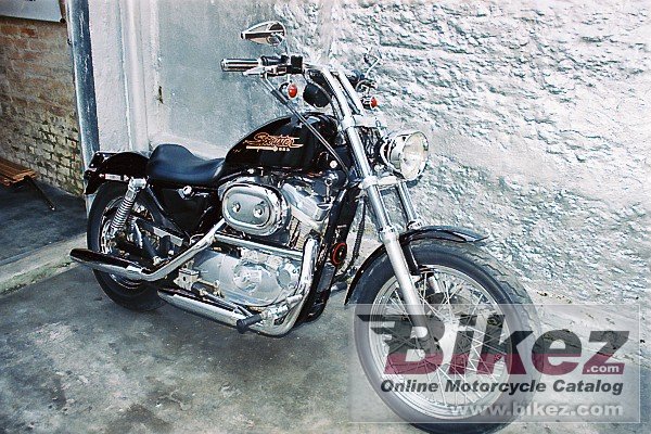 Harley-Davidson Sportster 883