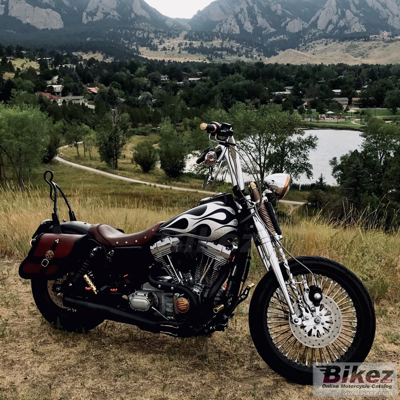 Harley-Davidson FXD Dyna Super Glide