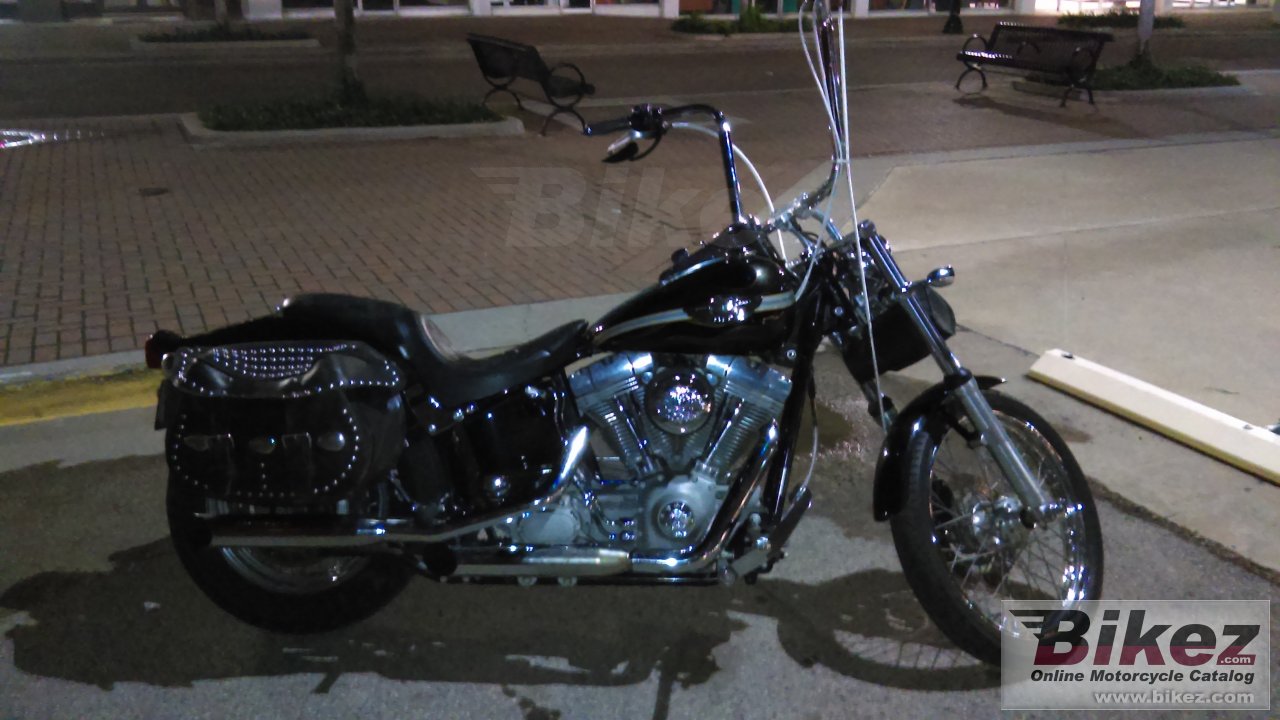 Harley-Davidson FXST Softail Standard